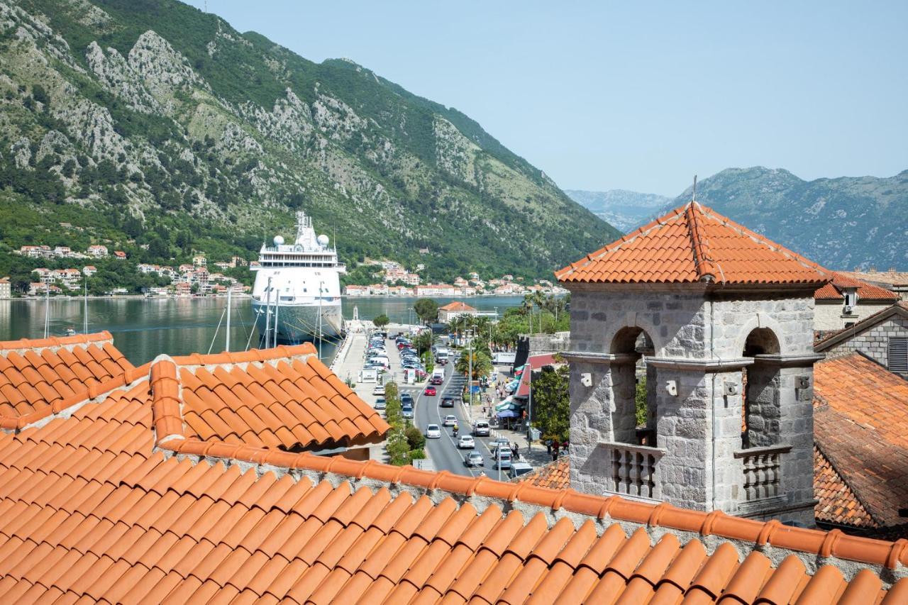 Vincenza Apartment Kotor Bagian luar foto